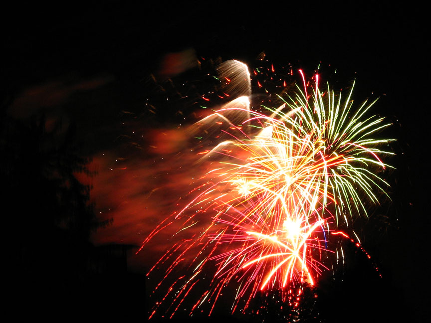 gal/2006/2006-06-30_-_St._Clair_Shores_Fireworks/IMG_1356.jpg