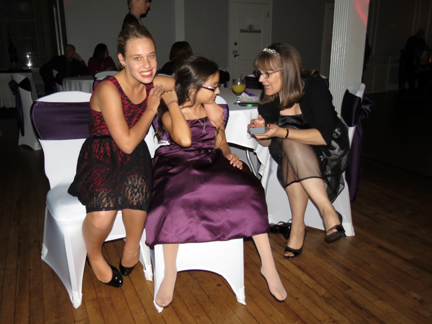 gal/2013/2013-10-11_Yvette_Jim_Wedding_Dearborn_MI/IMG_0135.jpg