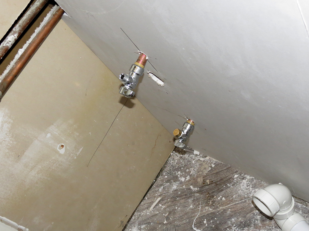 gal/2014/2014-05-19_-_Basement_bath_progress_pics/ZIMG_1631.jpg